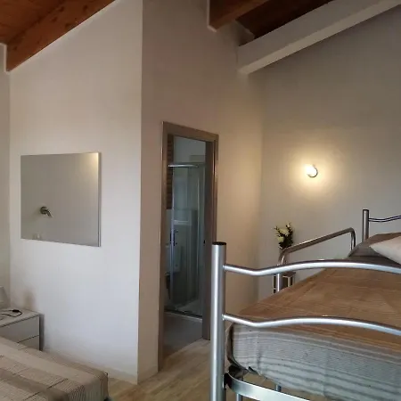 住宿加早餐酒店 Villaincanto Borghetto Secondo